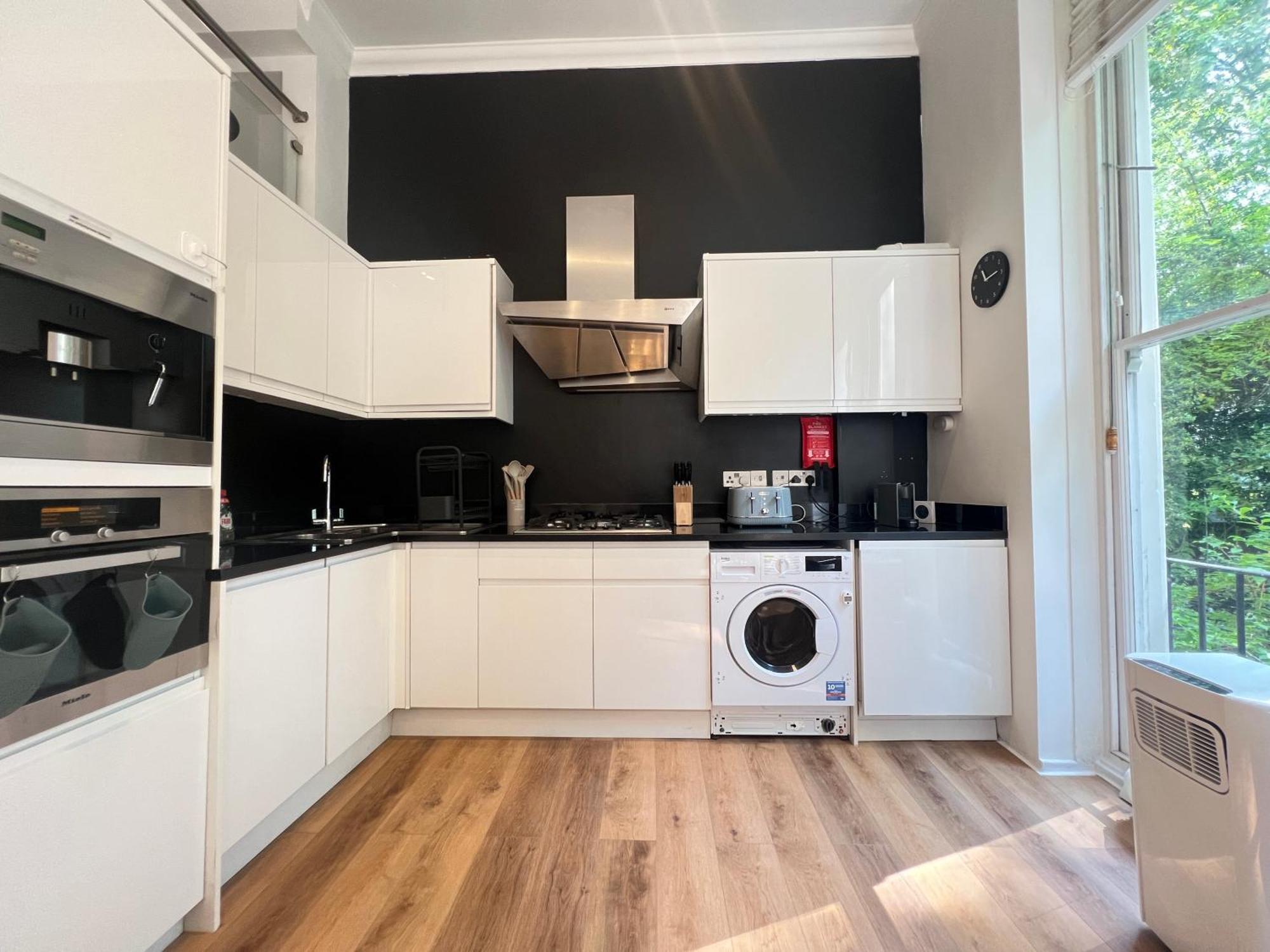 3.5 High Ceilings - Centrally Located London Eksteriør bilde